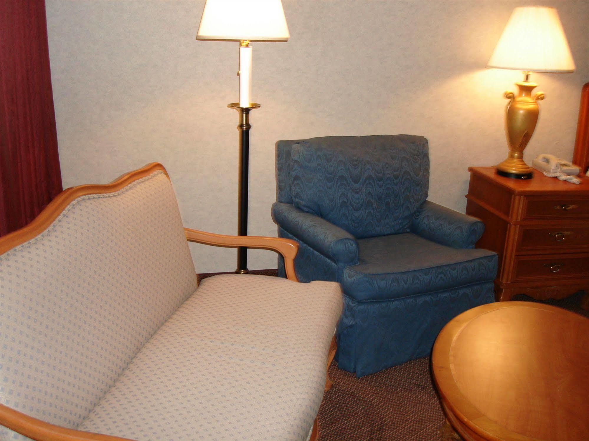 A Victory Inn & Suites - Muskegon Pokoj fotografie